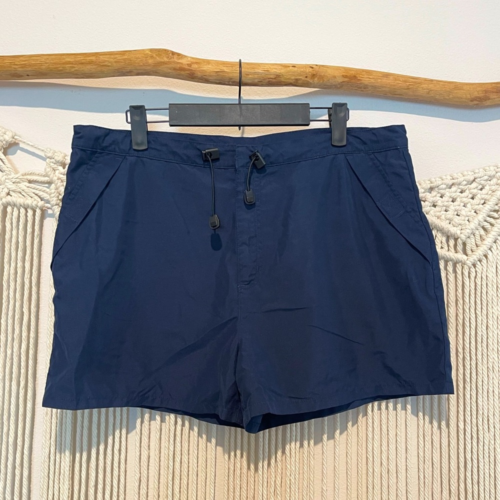 Mossimo Athletic Casual Weatherproof Shorts Sz L (11/13)
